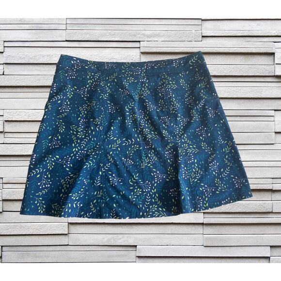Hawaii Rip Skirt Blue w/Green, White & Blue Leaves Sz. XL - Picture 3 of 4